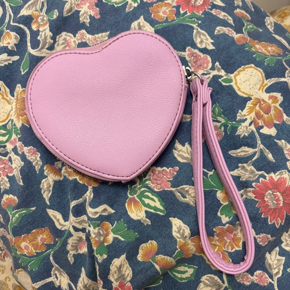 Juicy Couture Pink Heart Wristlet - Picture 5 of 6